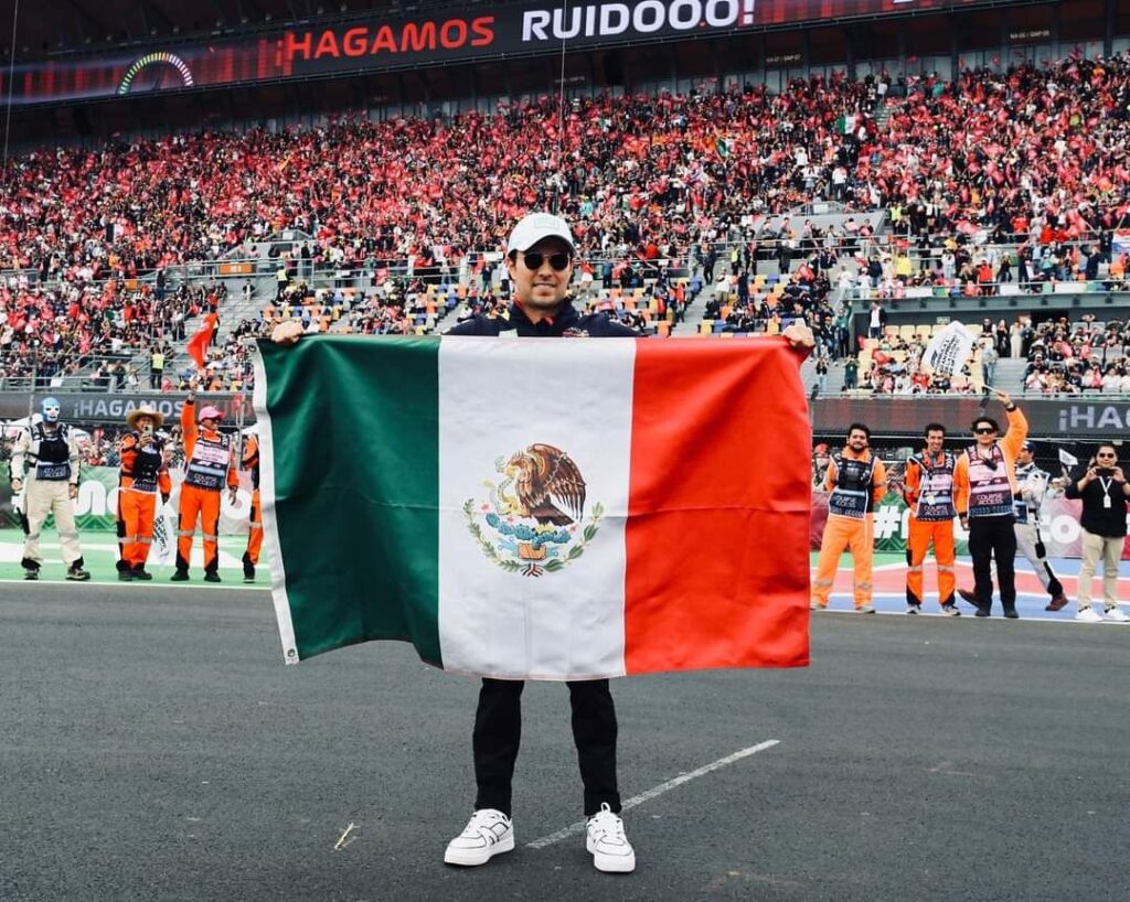 Checo agradece a México