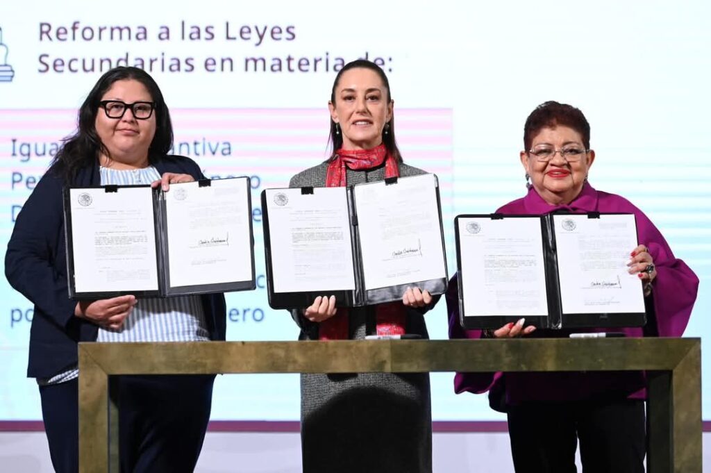 Firma la presidenta Claudia Sheinbaum decreto en materia de igualdad sustantiva para las Mujeres.