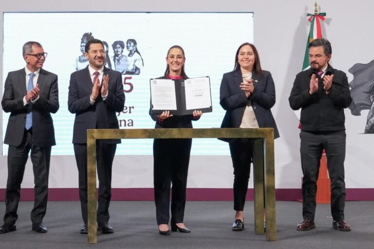 Gobierno de México condonará adeudos en Fovissste.